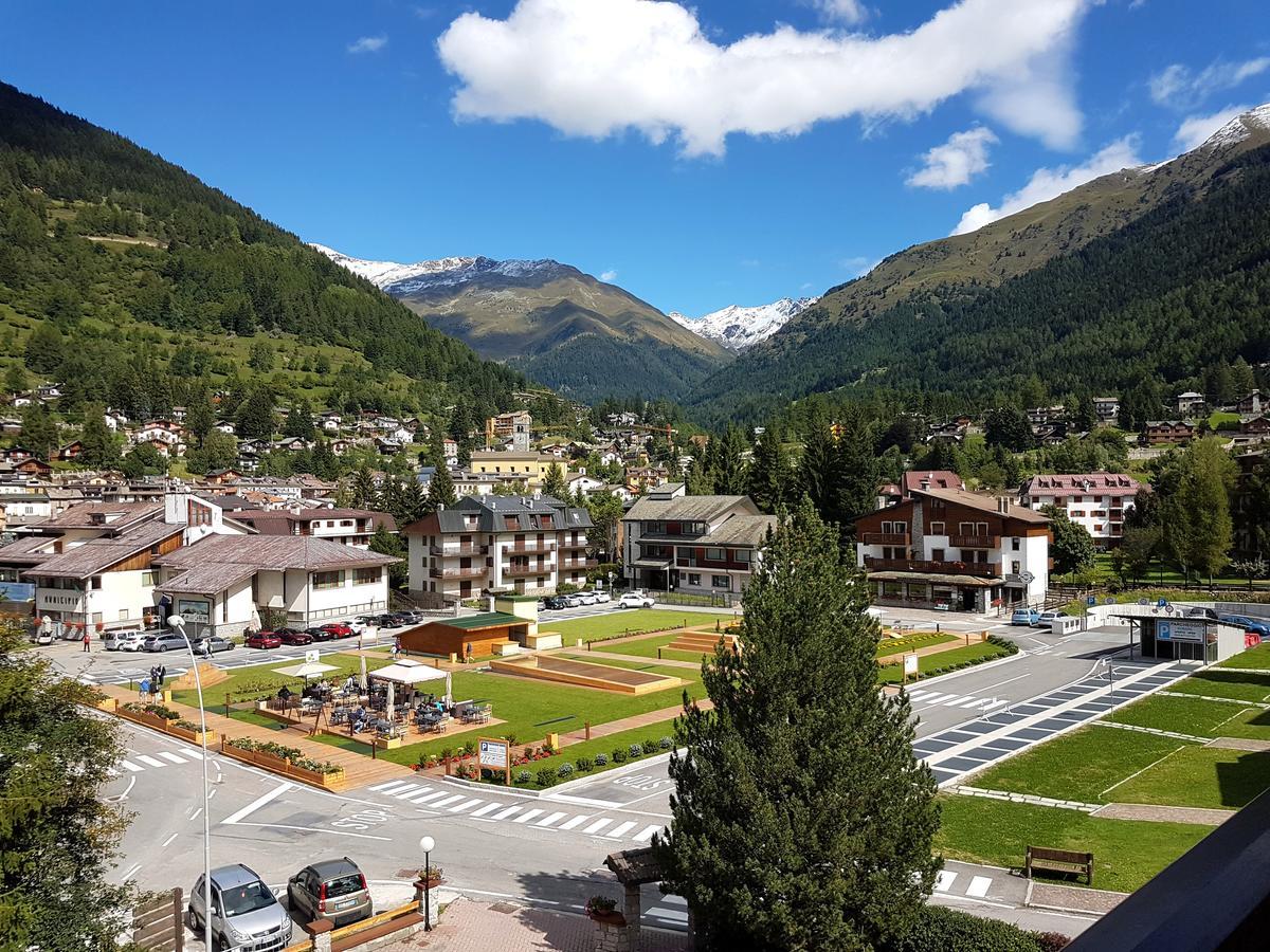 Hotel Pineta Ponte Di Legno Esterno foto